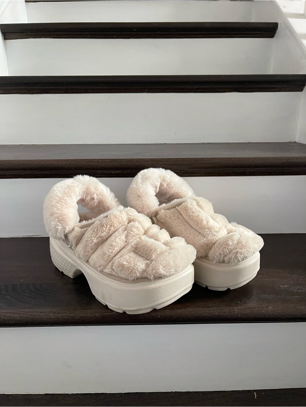 NWOB - CROCS Women's Cream Faux-Fur Platform Slides